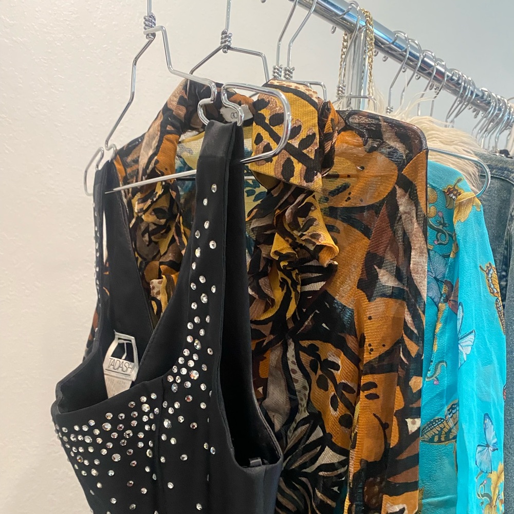 AO VINTAGE LIVE SHOW LISTING - Picture 2 of 5